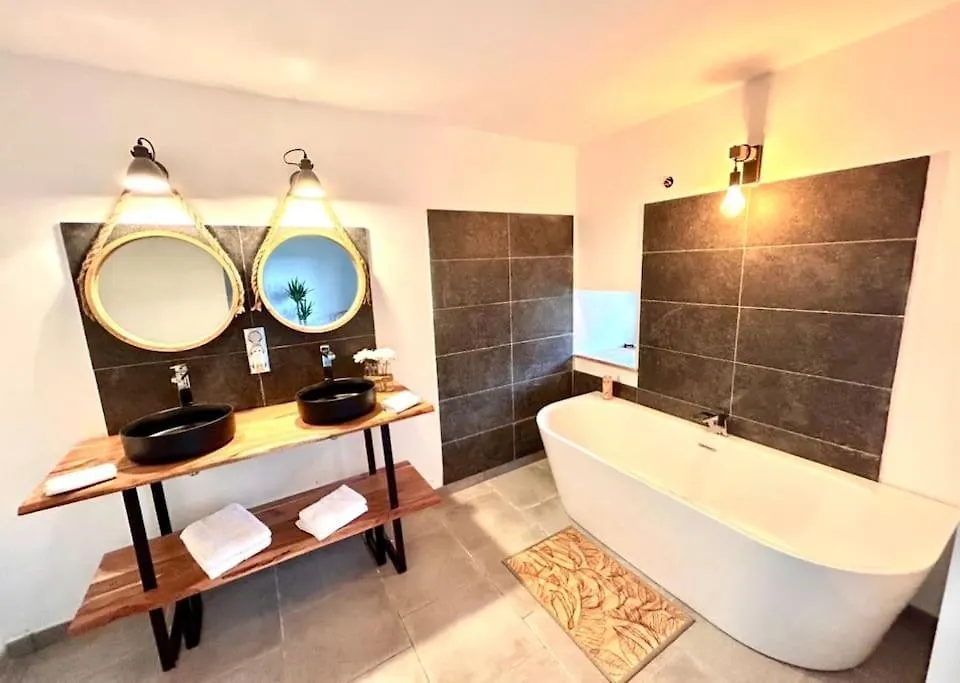 Holiday home Domaine Les Macans Saint-Vert